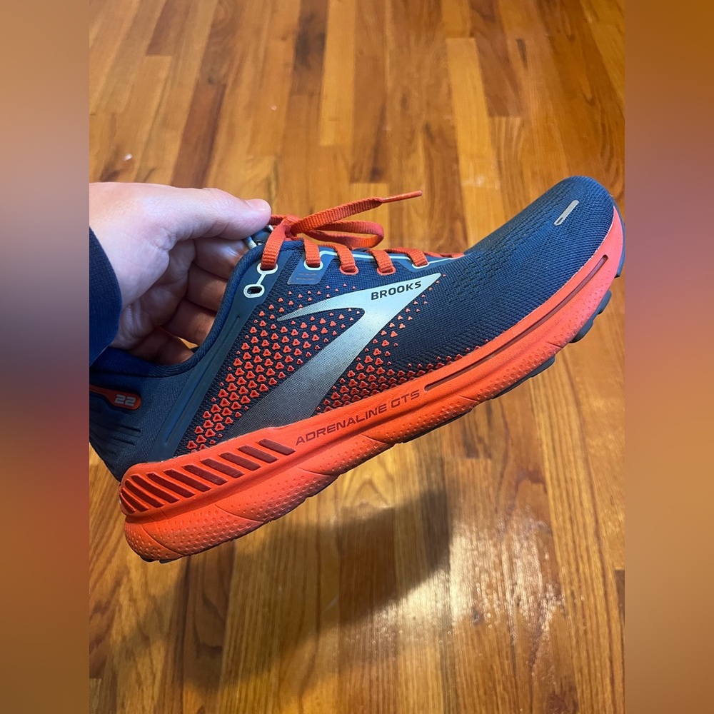 Brooks Men's running shoes ADRENALINE GTS - Blue and Orange. Size 10